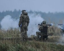 Російські бойовики відкрили вогонь по десятку населених пунктів, Путіну плювати на "Тишу"