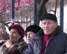 Пенсіонери. Фото: скрін youtube