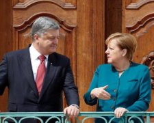 Порошенко розкрив подробиці переговорів з Меркель