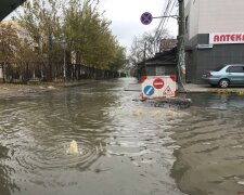 На курорте под Запорожьем взорвалась "фекальная мина": Апокалипсис "с запашком" показали жуткими фото