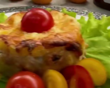 Курка з ананасами, кадр з відео