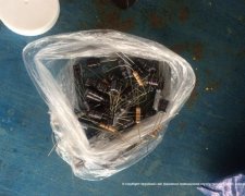 Украинец перевозил через границу детали радиосистемы военного самолета
