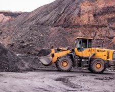 Незаконна копальня на Донеччині видобувала 300 тонн вугілля щоденно (відео)