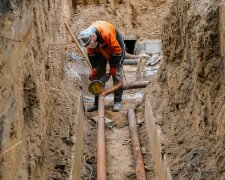 Не лякайтеся, це - вода: з-під кранів киян потече дивна рідина, що потрібно знати