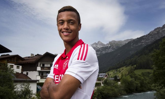 Динамо хоче придбати забивного голландця