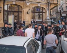Найєм і поліція: дві версії нападу на депутата