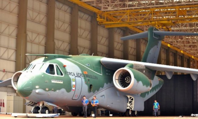 Конкурент АН-178 знову піднявся в небо