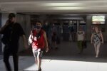 Люди на вулицях, скріншот: Youtube