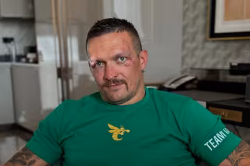 Александр Усик