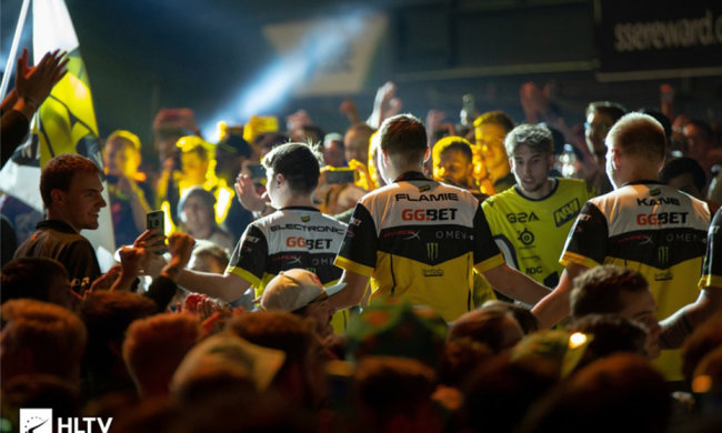 Украинская киберкоманда Na'Vi сразилась в финале самого престижного турнира CS:GO