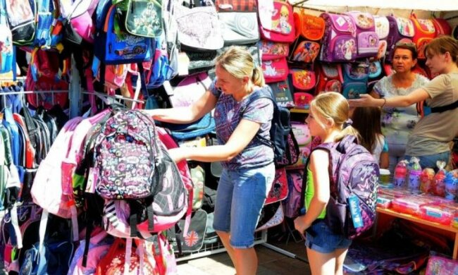 Школьные ярмарки 2018: сколько стоит собрать портфель