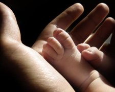В Україні зашкалює материнська і дитяча смертність