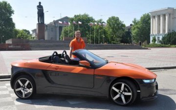 Стыдно смотреть: в сети высмеяли российский родстер