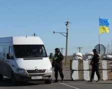 Боєць АТО розповів про "кришування" контрабанди