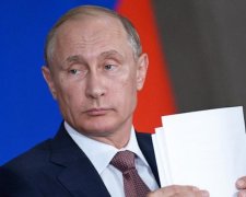 Як світ купився на краватку Путіна