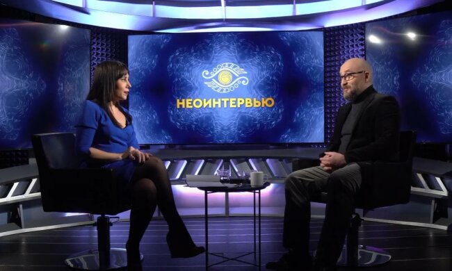 Я дуже рано зняв рожеві окуляри щодо шоубізнесу, - телеведучий Павло Костіцин