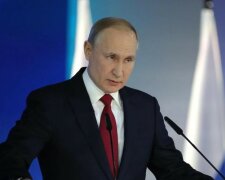 В России уже канонизировали Путина: иконы продаются на каждом шагу