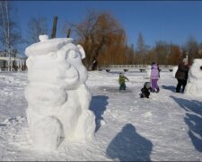 В тернопільській школі розгорівся скандал з депутатом, батьки чорніють від злості: "Мої діти - декорація!"