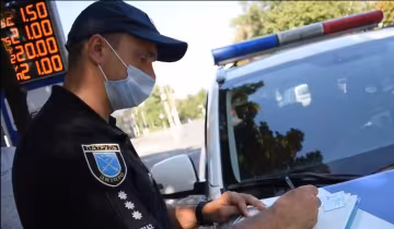 Под Днепром разыскивают мужчину с залысинами - уехал на работу и как в воду канул
