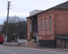 На Харківщині обвалився будинок, є жертви