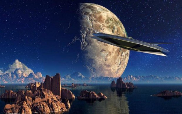 Золотой НЛО: уфологи сказали, что скрывает NASA