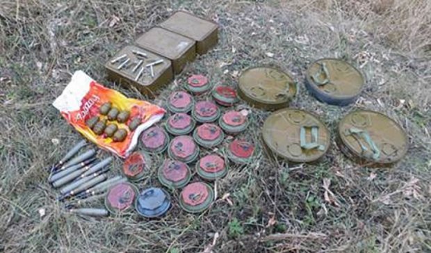 В тайнике в Луганской области нашли противотанковые мины (фото)