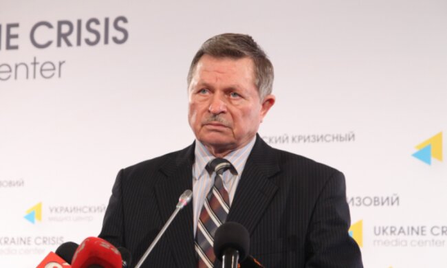 Отставной генерал указал коридор для вторжения РФ в Украину 