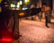 «Розумний» мотожилет врятує життя байкерам (відео)