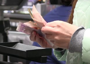 Деньги. Фото: скрин youtube