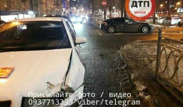 Автохам спровокував ДТП на Печерську