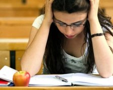 Абитуриенту на заметку: сколько стоит желанная специальность
