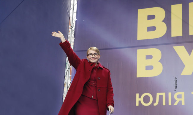 Тимошенко провела в столиці масштабну зустріч із киянами. До мітингу долучилось понад 10 тисяч людей