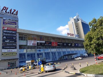 ТРЦ Plaza Sport Outlet в Киеве