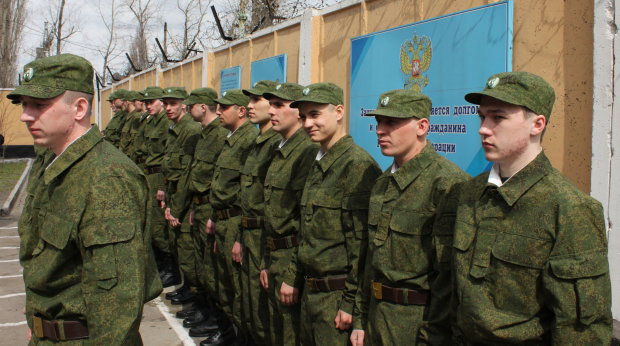 Тысячи украинцев вступили в армию Путина: цифры поражают