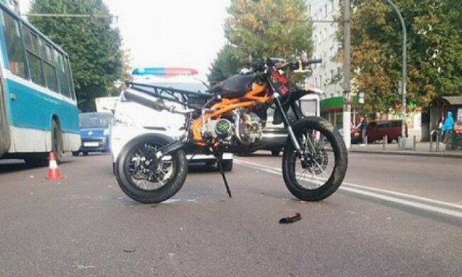 Два крупных ДТП парализовали движение на главной улице Житомира (фото) 