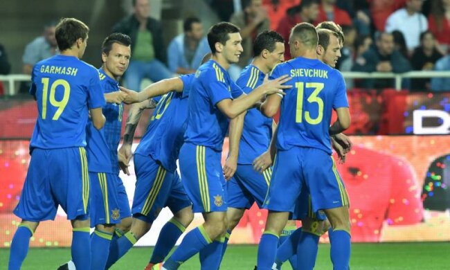 Шевченко объяснил ситуацию с травмированными футболистами в сборной Украины
