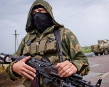 Главное за ночь: загадочные солдаты на Донбассе и сигнал от Пентагона