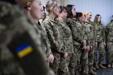 Військові жінки українки