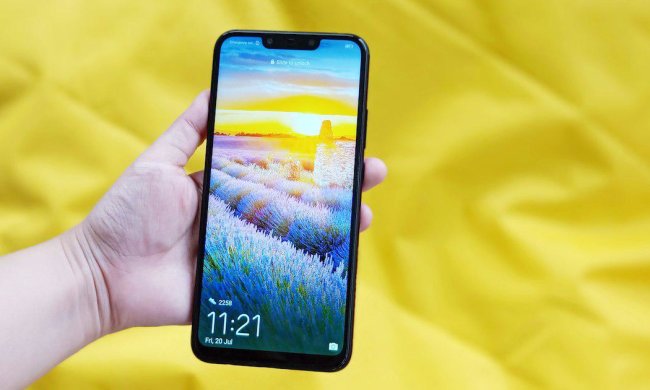 Huawei Nova 3i кинув виклик iPhone XS