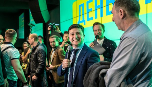 Известная украинская певица трогательно поддержала Зеленского: война еще не окончена