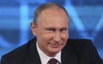 Путина подложили в постель к россиянам