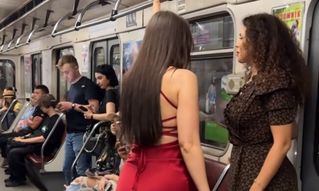 Каменських прогулялася Київським метро / фото: скриншот Instagram