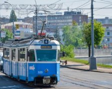 В Виннице решили развернуть остановки "спиной"