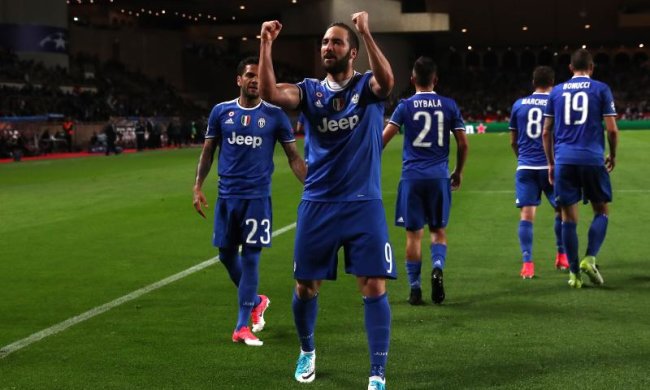 Ювентус представив виїзний варіант форми на наступний сезон