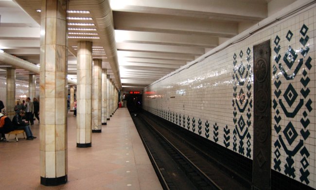 Пассажир киевского метро умер на глазах у всех