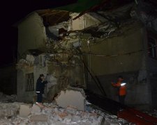 В Николаеве взрывом разрушило дом: есть жертвы (фото)