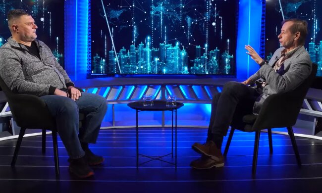 Олександр Новохатський