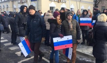 На Марш памяти Немцова вышли 10 тысяч москвичей