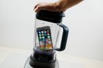 Яблоки в труху: зачем ученые кинули iPhone в блендер