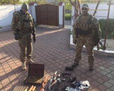 Волонтера АТО поймали на перепродаже оружия 